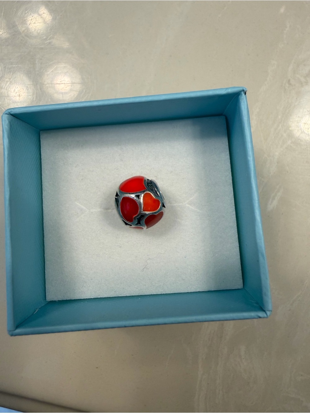Pandora Red Hearts Charm Bead - Picture 2 of 4